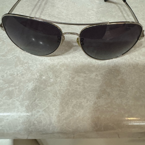 Coach sunglasses - Picture 2 of 5